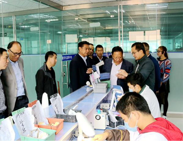 甘肃大专口腔义齿专业学校